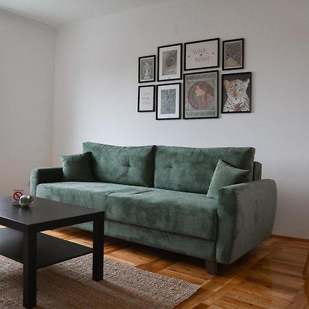 Crown Apartment 2 苏博蒂察 外观 照片