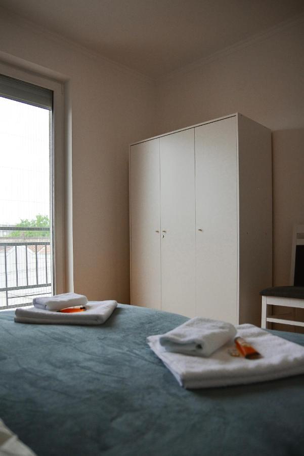 Crown Apartment 2 苏博蒂察 外观 照片